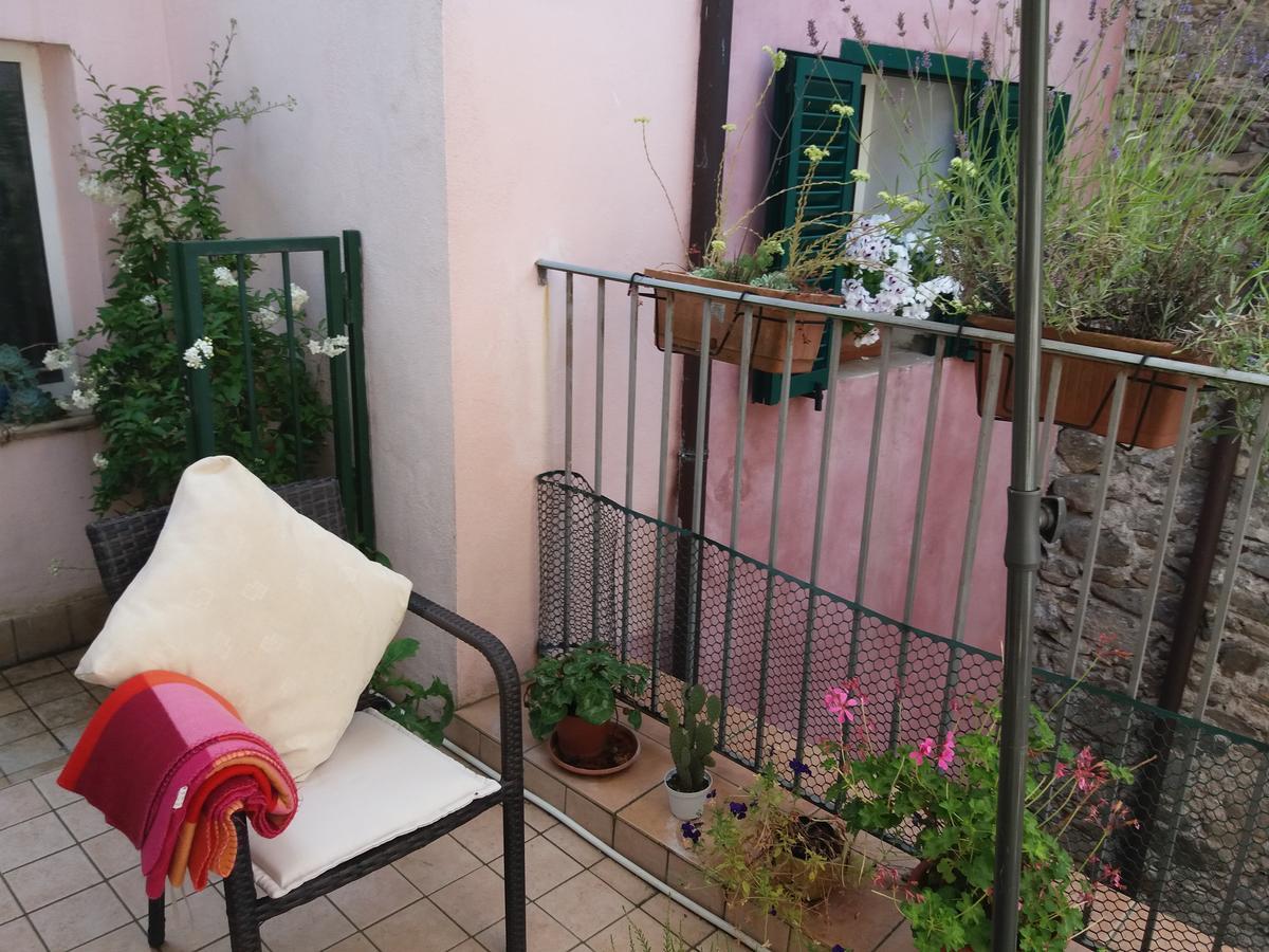 Casa Med Holiday Home Isolabona Exterior photo